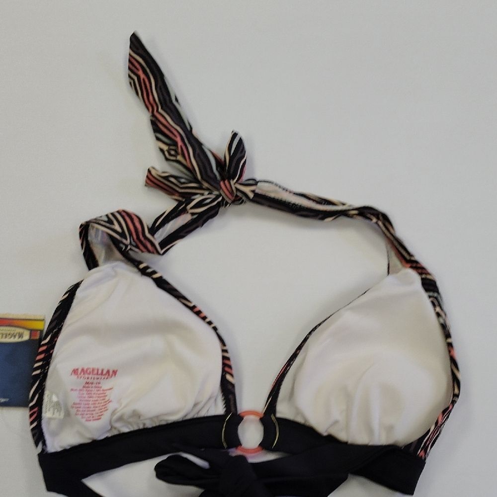 Patterned Halter Bikini Top - Picture 6 of 6